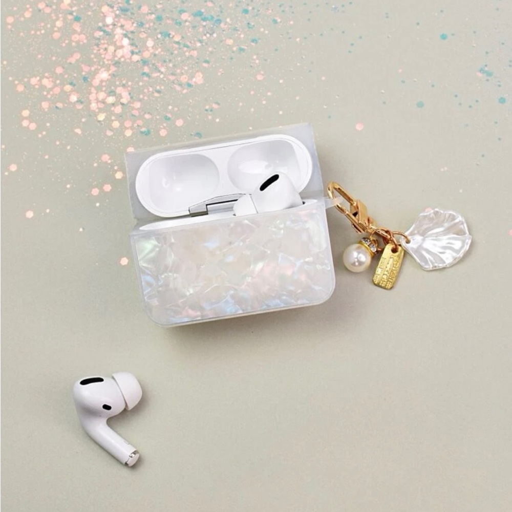 AirPods Pro Case and Earbuds
